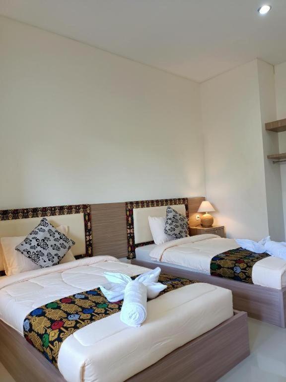 Sapak Bungalow Selong Belanak Exterior photo
